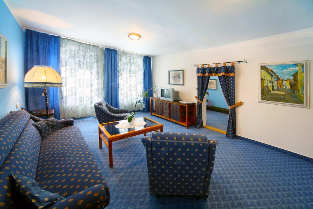 Hotel Solaster Garni Třebíč المظهر الخارجي الصورة
