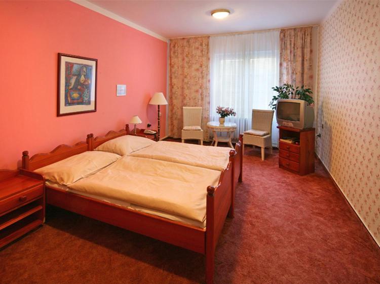 Hotel Solaster Garni Třebíč المظهر الخارجي الصورة